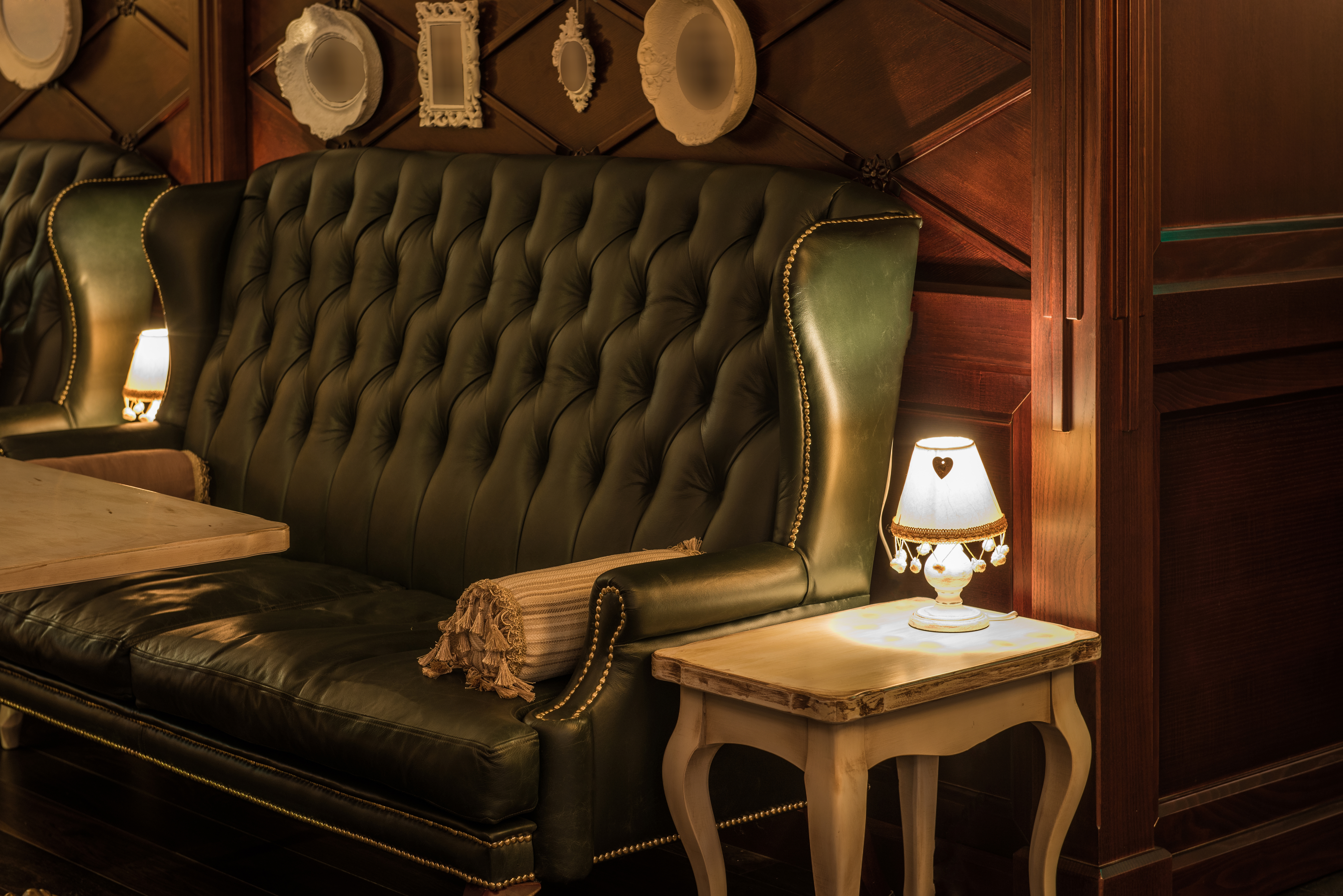 Tuscan room