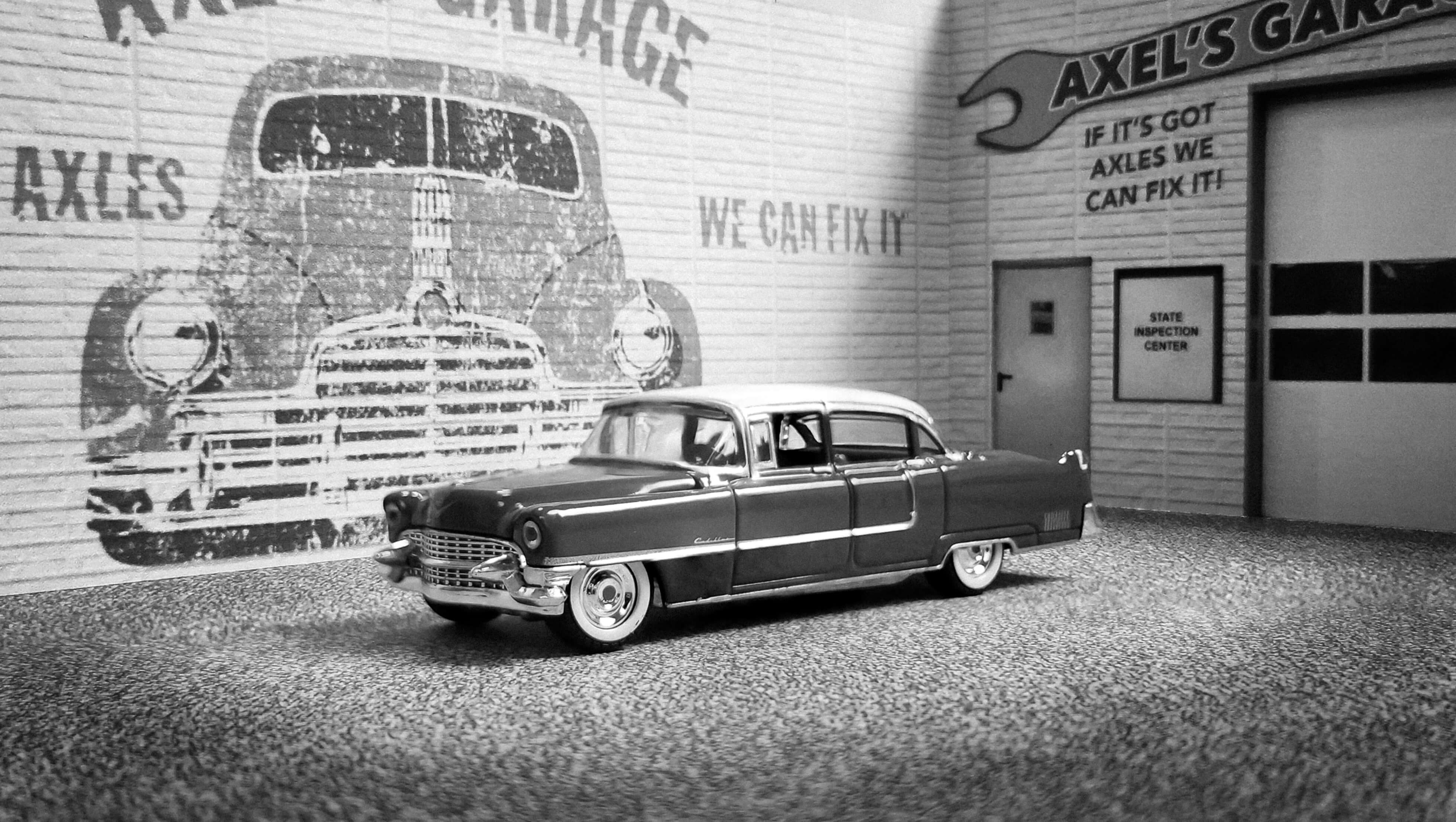 Caddy B&W