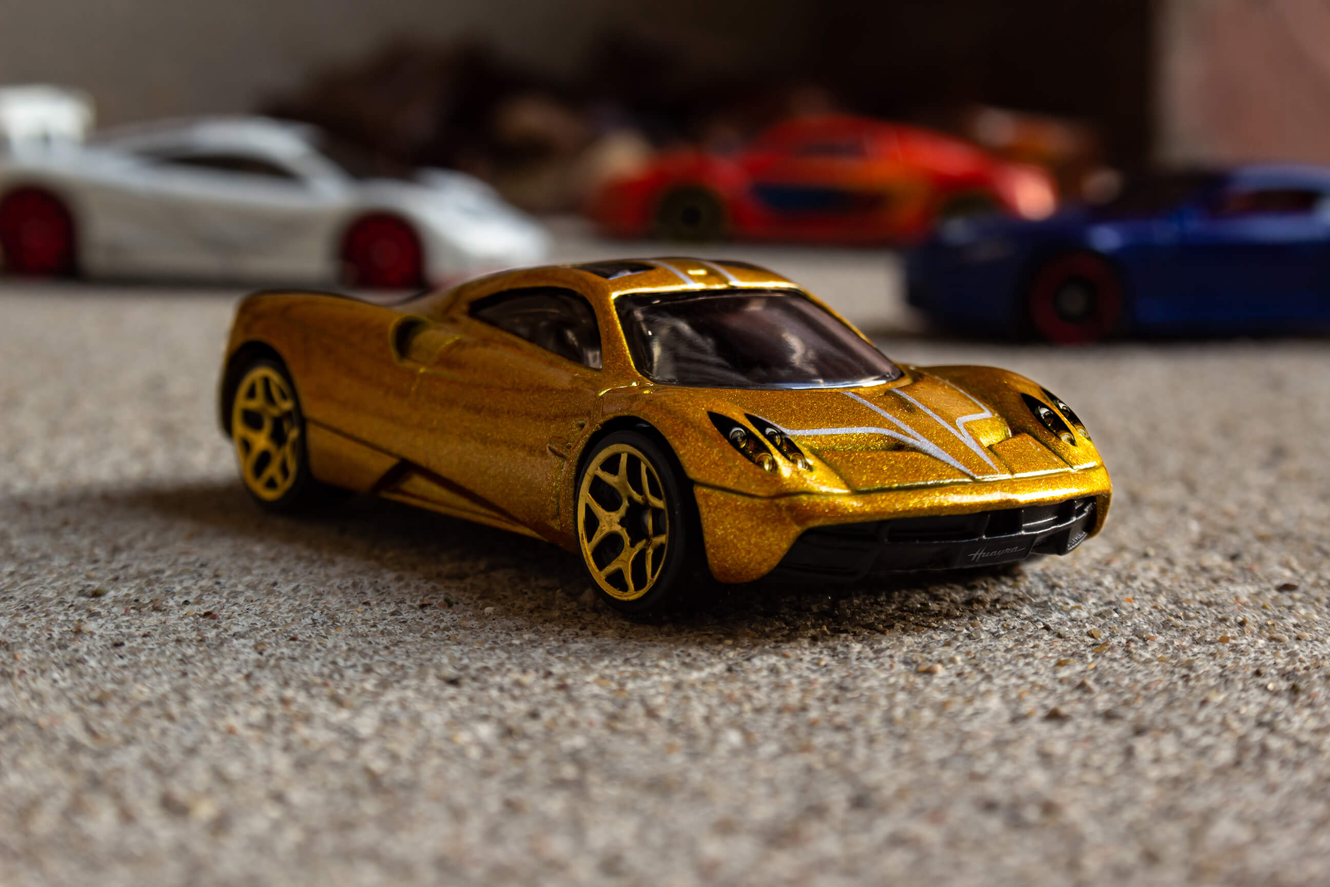 Gold Pagani